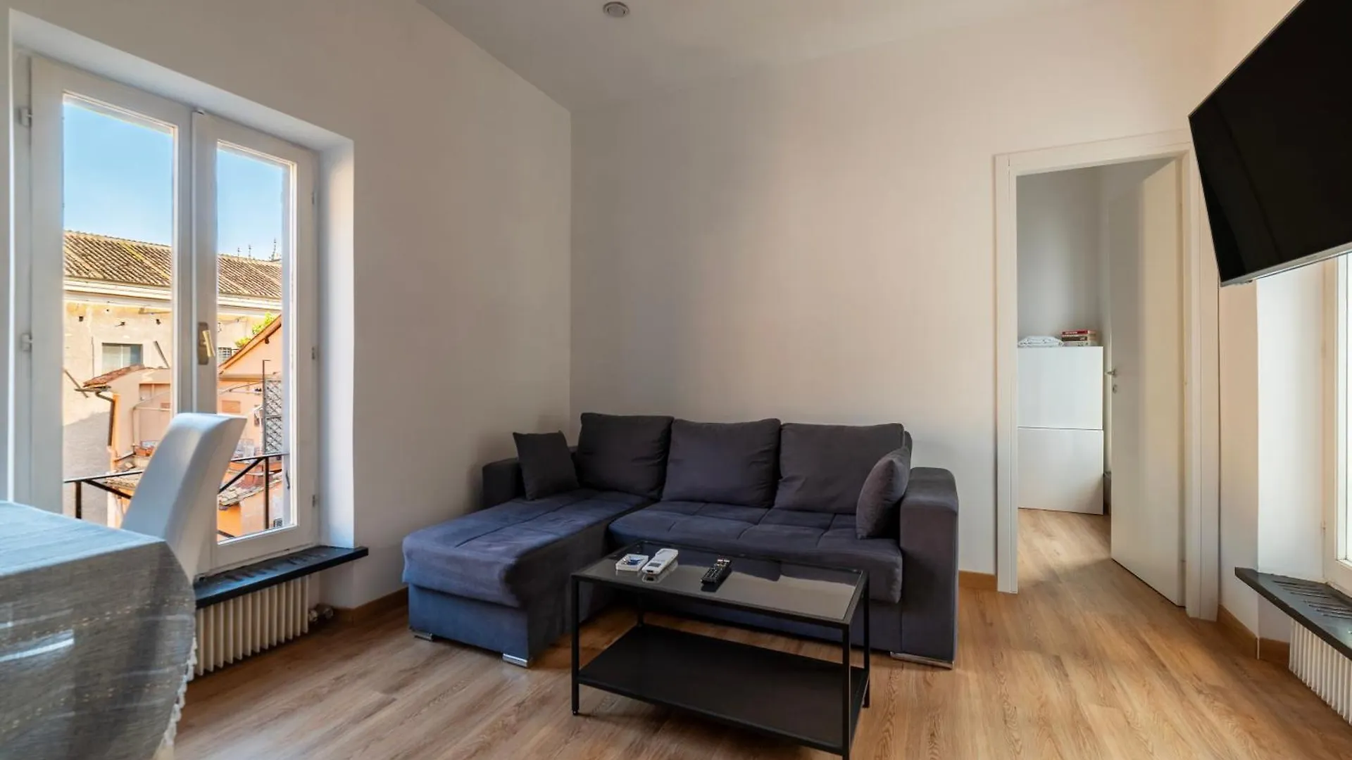 Via Del Pie Di Marmo Private Apartment Rome Italy