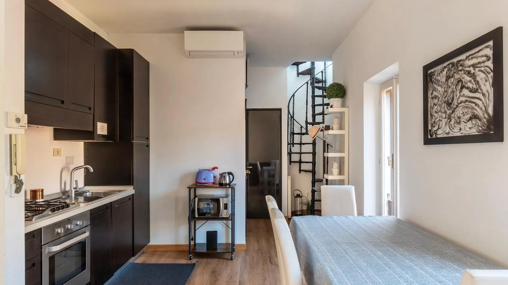 Pantheon Panoramic Rooftop Terrace Apartment Rome Italy